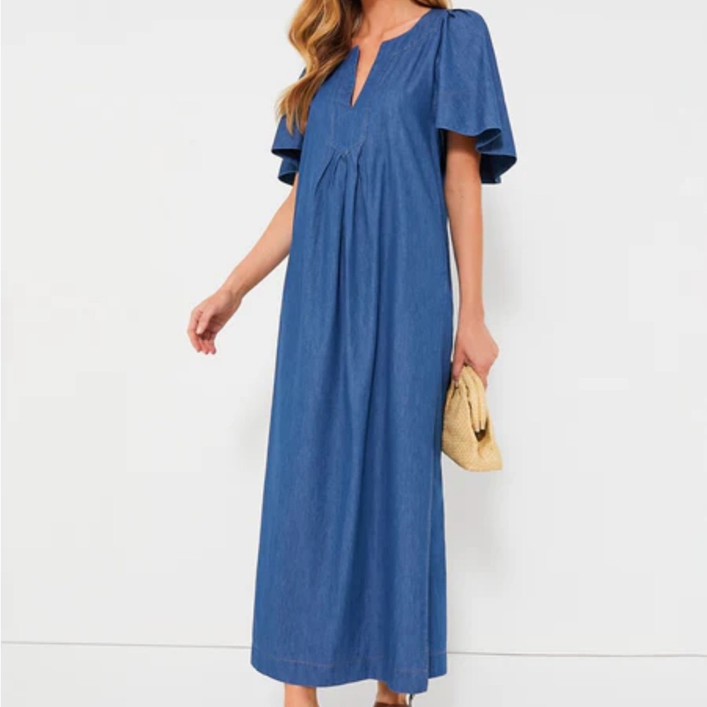 POMANDER PLACE
Denim Finley Flutter Sleeve Maxi Dress NWOT